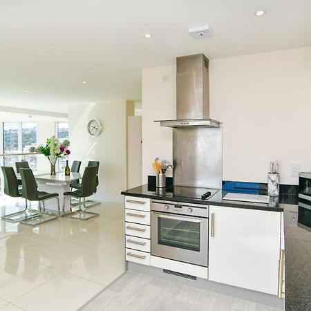 Just Stay Wales - Meridian Quay Penthouses Swansea Exteriér fotografie