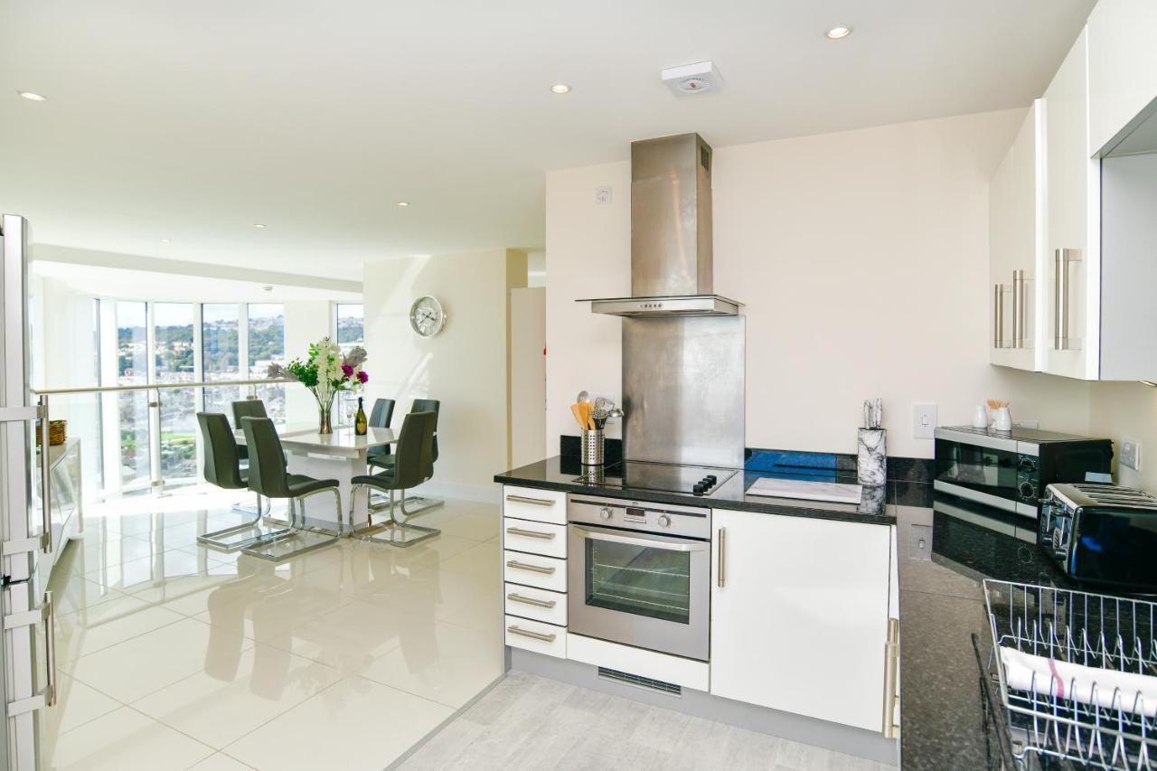 Just Stay Wales - Meridian Quay Penthouses Swansea Exteriér fotografie