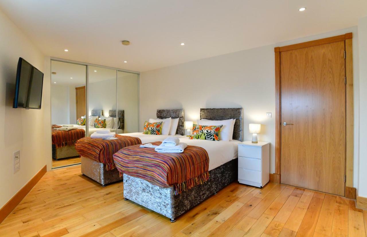 Just Stay Wales - Meridian Quay Penthouses Swansea Exteriér fotografie